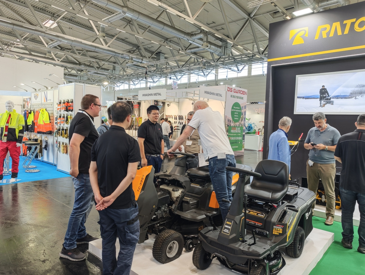 立异领航 智启全球丨1xBET科技携立异产品亮相德国科隆户外园艺展览会